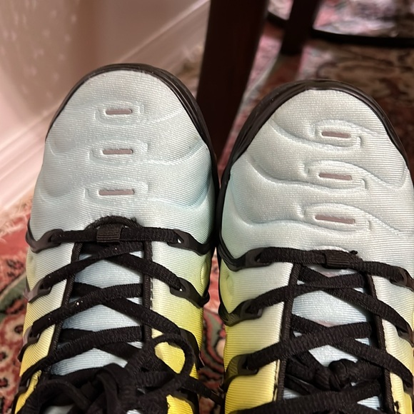 Nike Air Vapor max Sneakers deferent callers available size 7 women . - Picture 6 of 14